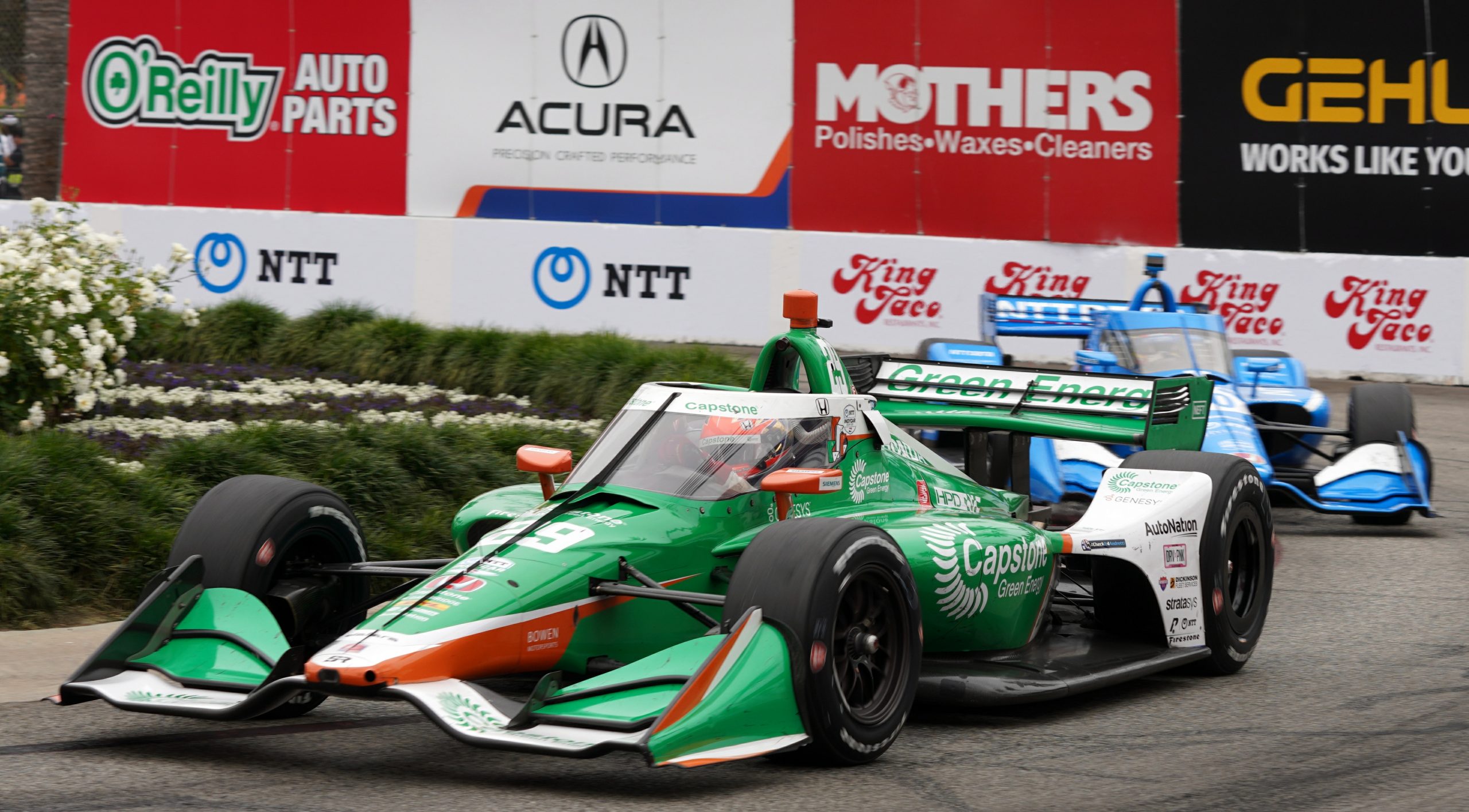 James Hinchcliffe started the2021 Acura Grand Prix of Long Beach in 7th after turning the 3rd quickest time in practice. Here he leads Alex Palou who would go on to finish 4th while Hinchcliffe would have to settle for 14th.